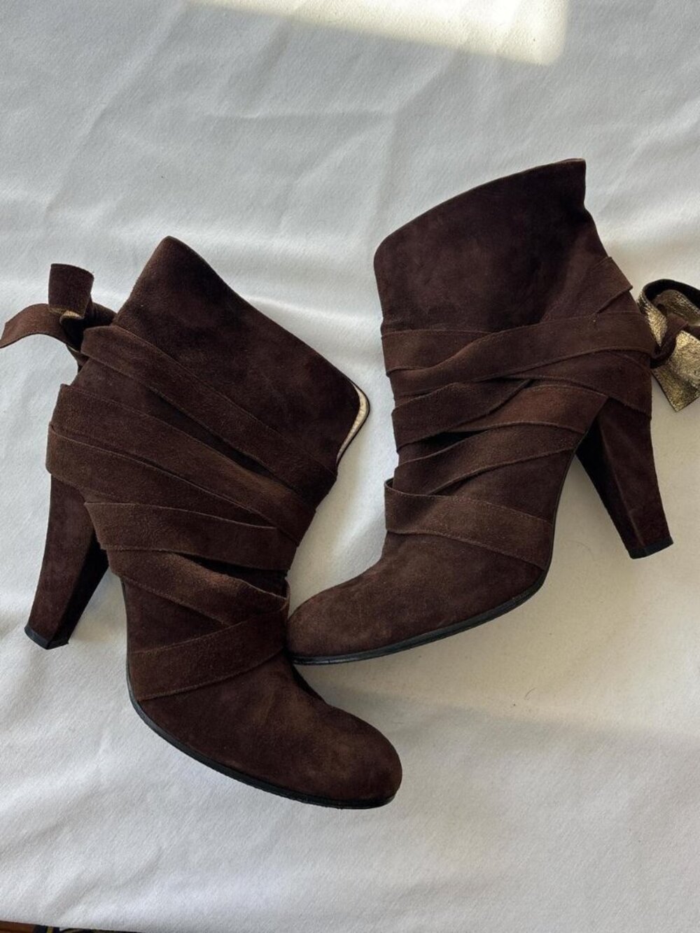 Marc Jacobs Brown Suede Gold Slouchy Laced Tie-Up Ankle Boots 4in Heel 9.5